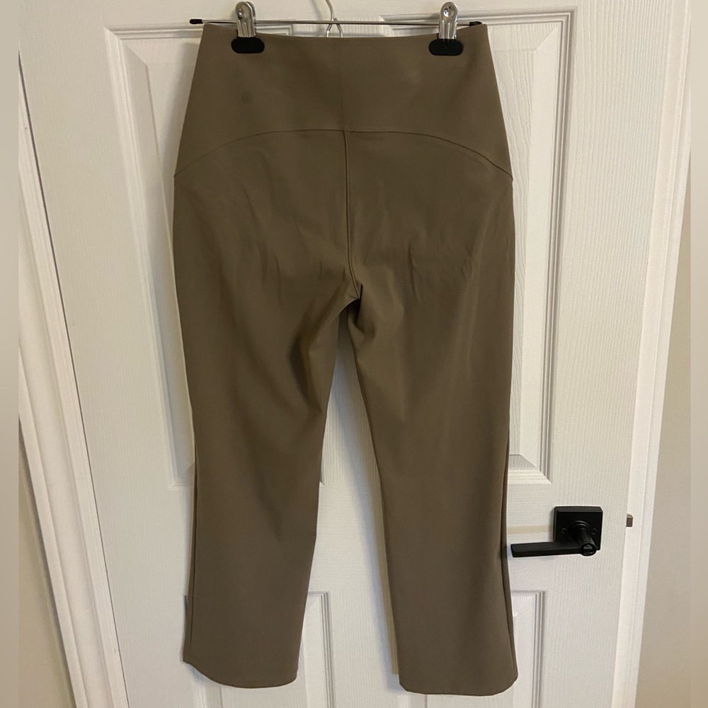 Lululemon High Rise Crop Pants - Picture 3 of 4